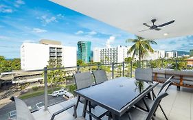 Panorama Cairns - City & Coastal Views With Pool